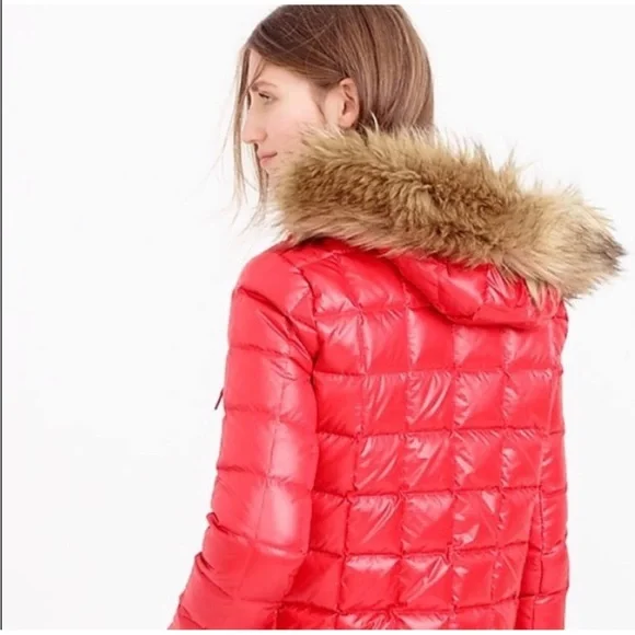 J. Crew Short Quilted Down Puffer Jacket with Faux Fur Trim Hood in Red - M - Picture 2 of 15